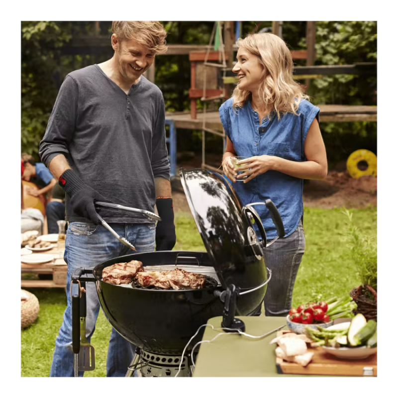 Угольный гриль Weber Master-Touch GBS E-5755 57 см черный
