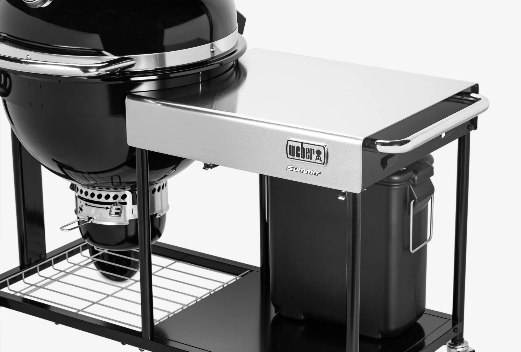 Weber Summit Charcoal Grill Center появился в Grill116 